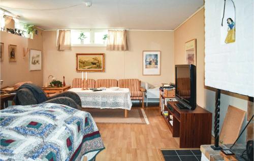卡尔斯港3 Bedroom Cozy Home In Karlshamn的相册照片