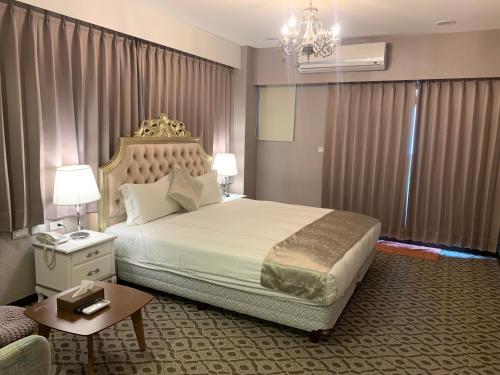 花莲七星海酒店客房内的一张或多张床位
