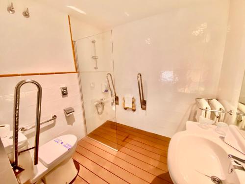 埃尔比蒂尔酒店的一间浴室
