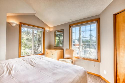 Beaches Inn | Pelicans View Cottage客房内的一张或多张床位