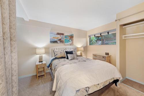 Embarcadero Bay View客房内的一张或多张床位