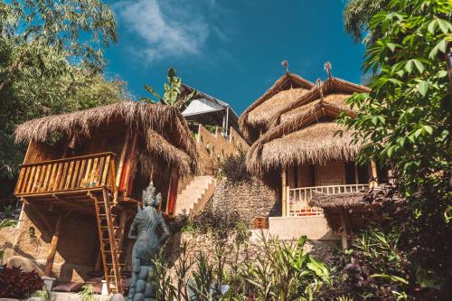 BALI BAMBOO JUNGLE HUTS AND HOSTEL