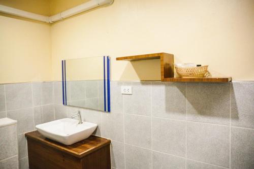 丽拉瓦迪利普度假村的一间浴室