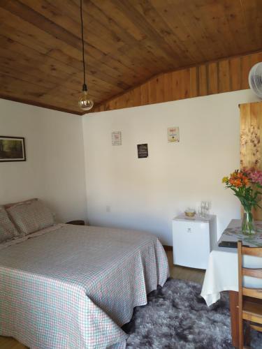 Villaggio Zamprogno客房内的一张或多张床位
