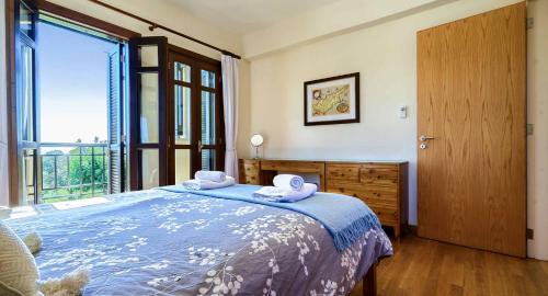 库克里亚1 bedroom Apartment Nesoi with sea and golf views, Aphrodite Hills Resort的相册照片