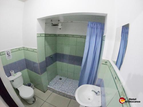 Hotel El Descanso的一间浴室