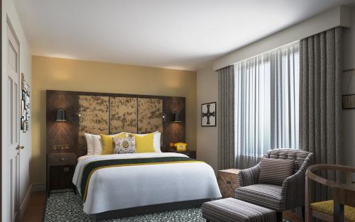 达勒姆靛青酒店客房内的一张或多张床位