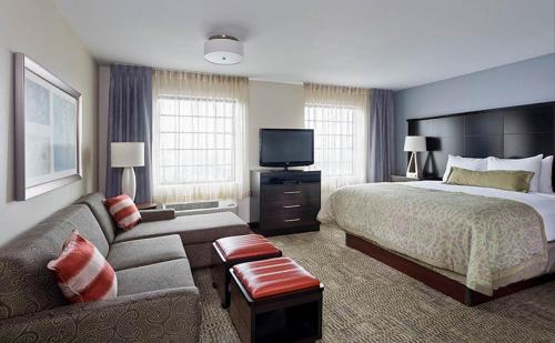 North WalesStaybridge Suites Montgomeryville, an IHG Hotel的相册照片