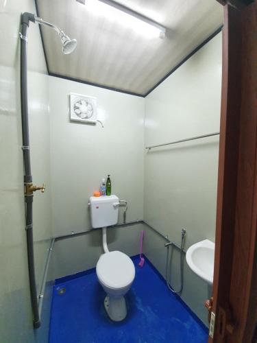 Padang Besar Red Cabin Homestay的一间浴室