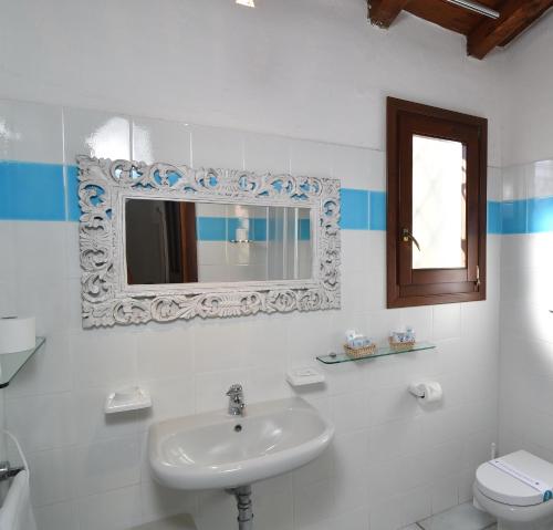 Li Suari Club Village的一间浴室