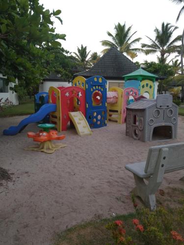 Beach Class Muro Alto Porto de Galinhas的儿童游玩区