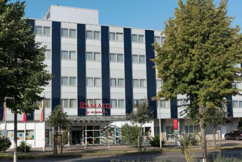 Ramada by Wyndham Hannover picture 3