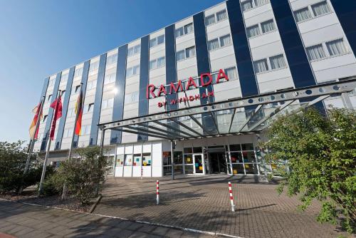 Ramada by Wyndham Hannover picture 1