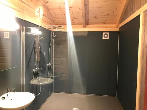 Camp Dronningkrona的一间浴室