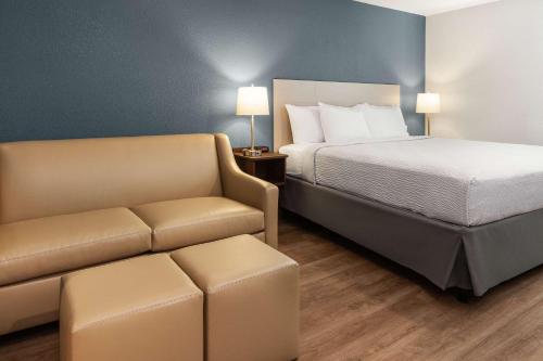 绿带城WoodSpring Suites Washington DC Northeast Greenbelt的相册照片