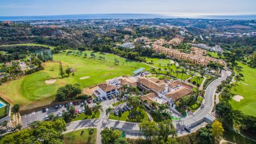 贝纳阿维斯LOS ARQUEROS GOLF APARTMENTS的相册照片