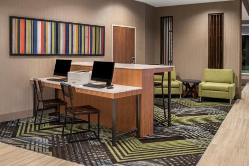 奥德萨Holiday Inn Express & Suites - Odessa I-20, an IHG Hotel的相册照片