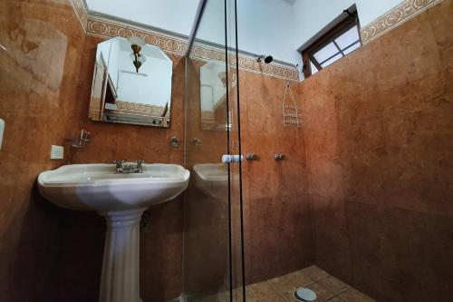 Hotel Colonos Los Cabos的一间浴室