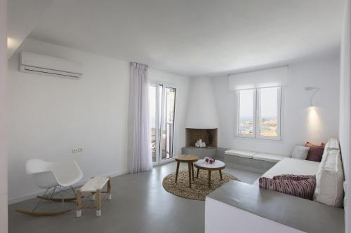 Koundourosmodern apartment with a sea view and swimming pool in Koundouros的相册照片