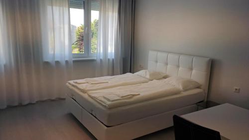 305 Berlin, Studio Apartment, 38m2 2-4 Pers客房内的一张或多张床位