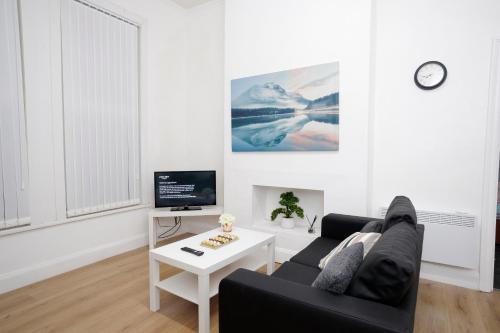 KIRKSTALL SERVICED APARTMENTS LEEDS平面图