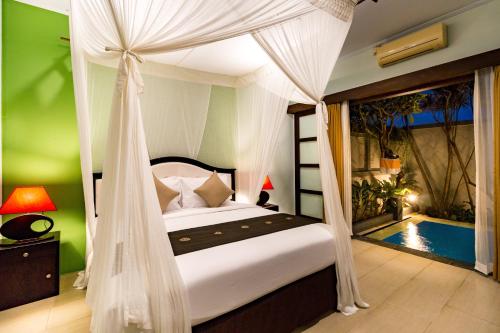 塞米亚克Villa Chandra - 3 Bedroom Villa with Private Pool的相册照片