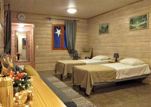VikajärviScandinavian Dream Cottages Vikajarvi- Rovaniemi的相册照片