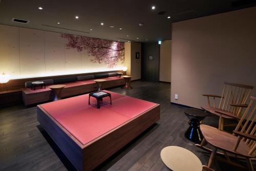 Resol Poshtel Tokyo Asakusa的休息区