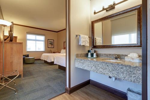 戴蒙德中心酒店的一间浴室