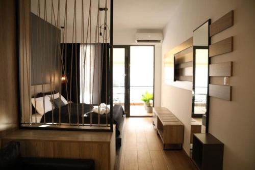 Super Stylish Apartments in the Heart of Athens!的休息区