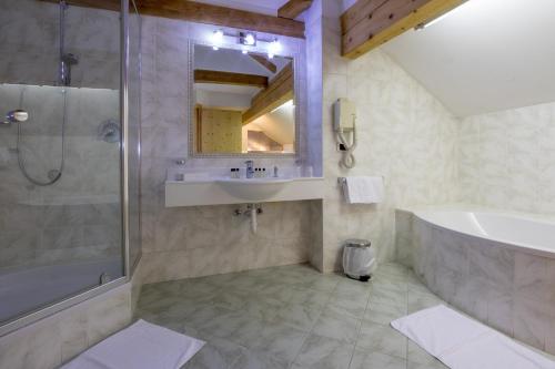 加尼斯纳特霍夫酒店的一间浴室