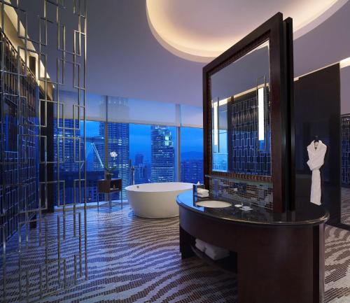 吉隆坡君悦酒店的一间浴室