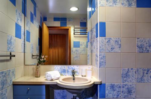 Casas Barulho Albufeira Marina的一间浴室