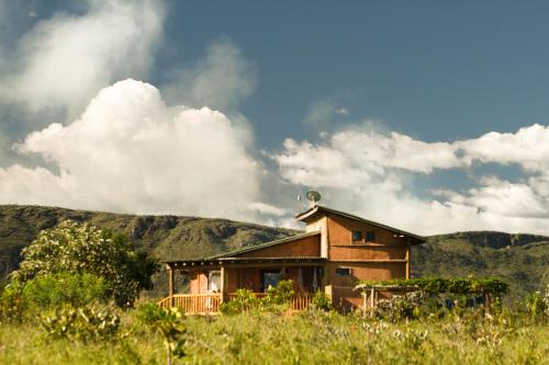 戈亚斯州上帕莱索Raizando Ecologia Humana的山地房子