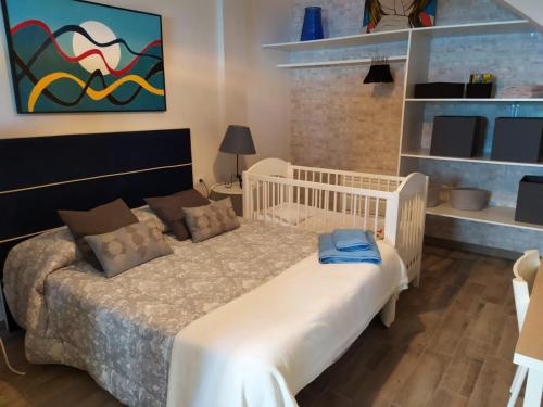 Comfortable Apartment in the North of Tenerife客房内的一张或多张床位