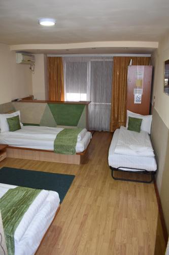 克卢日-纳波卡珍布鲁酒店的相册照片