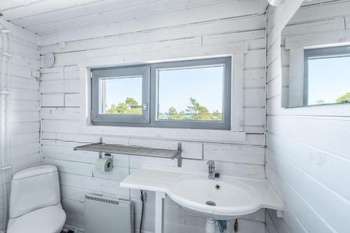 Rörvik Stugor的一间浴室
