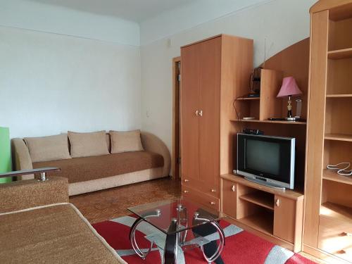 2-room Apartment on Ukrainskaya Street 43. Center的休息区