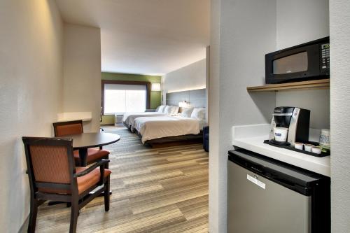 劳雷尔Holiday Inn Express & Suites Laurel, an IHG Hotel的相册照片