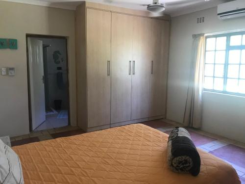 Sibiya Guest House客房内的一张或多张床位