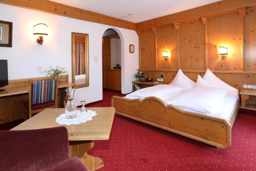 埃姆霍夫酒店客房内的一张或多张床位