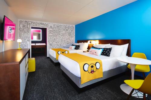 Cartoon Network Hotel客房内的一张或多张床位
