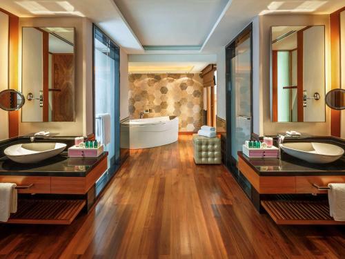 Sofitel Singapore Sentosa Resort & Spa的一间浴室