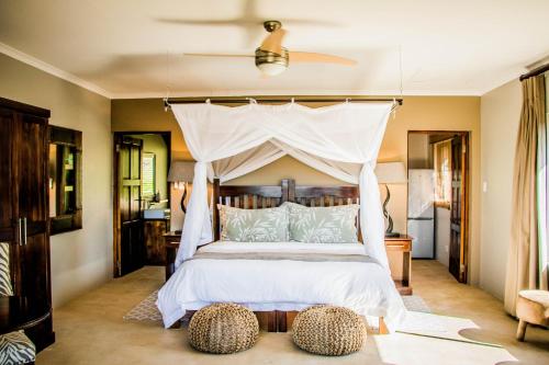 African Safari Lodge客房内的一张或多张床位