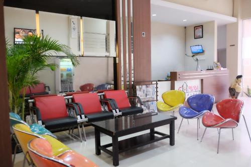 Gapura Residence Airport Semarang by Sinergi的休息区