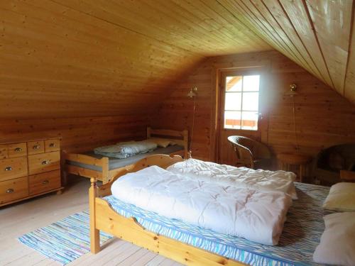 Kalvatn Turistsenter客房内的一张或多张床位