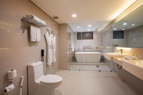 Jinjiang Inn - Makati的一间浴室