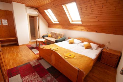 Guest house Vila Korošec客房内的一张或多张床位