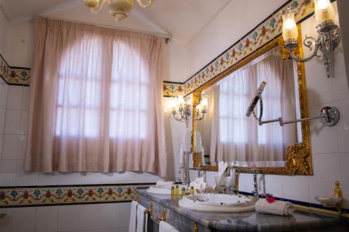 拉索尼莉萨大酒店的一间浴室