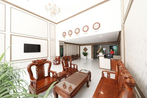 Minh Hoang Hotel大厅或接待区